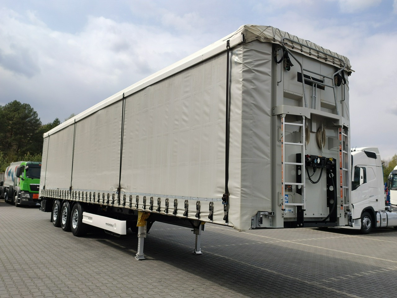 Wielton Standard na osiach SAF LIBNER DO PALET, ZRĄBKI, TROCIN - Curtainsider semi-trailer: picture 1 Wielton Standard na osiach SAF LIBNER DO PALET, ZRĄBKI, TROCIN - Curtainsider semi-trailer: picture 1