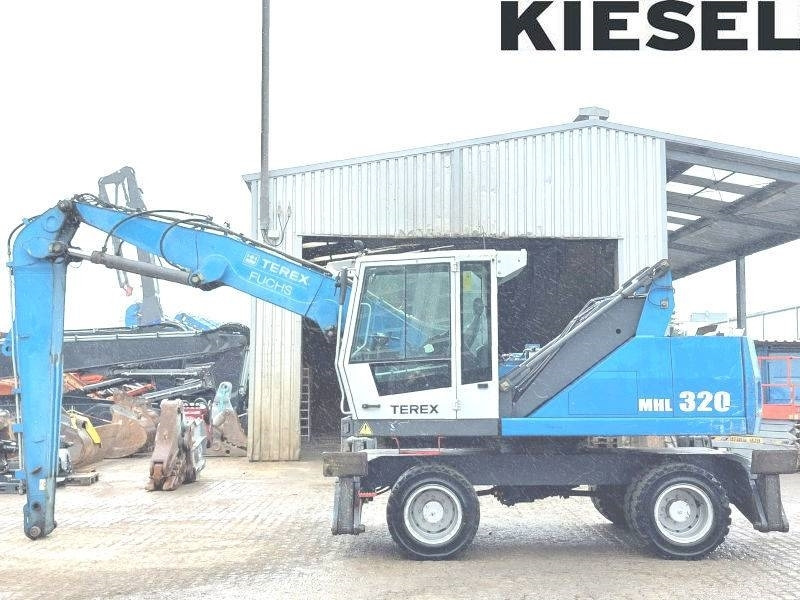 Fuchs MHL 320 D - Waste/ Industry handler: picture 1 Fuchs MHL 320 D - Waste/ Industry handler: picture 1