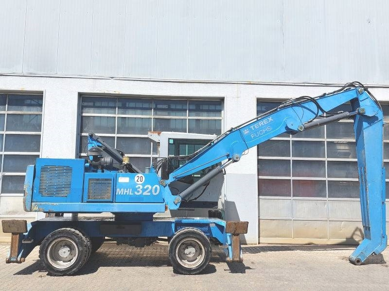Fuchs MHL 320 - Waste/ Industry handler: picture 4 Fuchs MHL 320 - Waste/ Industry handler: picture 4