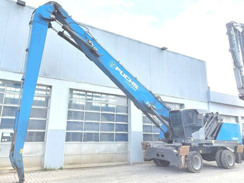 Fuchs MHL 360 F - Waste/ Industry handler: picture 2 Fuchs MHL 360 F - Waste/ Industry handler: picture 2