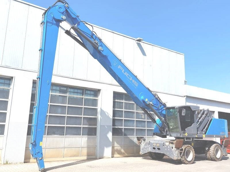 Fuchs MHL 360 F - Waste/ Industry handler: picture 2 Fuchs MHL 360 F - Waste/ Industry handler: picture 2