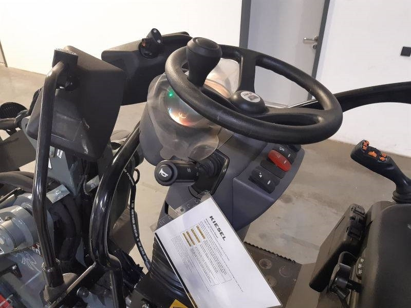 Giant G 2200 E X-Tra Elektro / electric  - Skid steer loader: picture 5 Giant G 2200 E X-Tra Elektro / electric  - Skid steer loader: picture 5