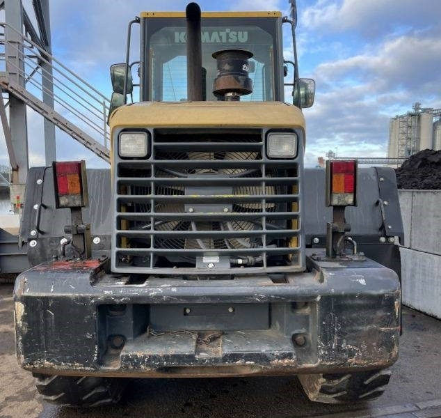 Komatsu WA 200 PT-5  - Wheel loader: picture 3 Komatsu WA 200 PT-5  - Wheel loader: picture 3