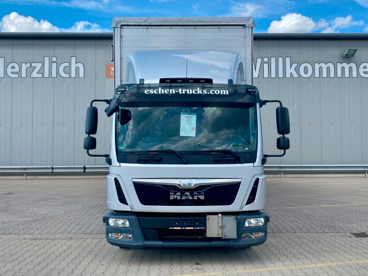 Curtainsider truck MAN TGL 8.220 I Pritsche Plane*Klima*2Tank*Automatik: picture 8