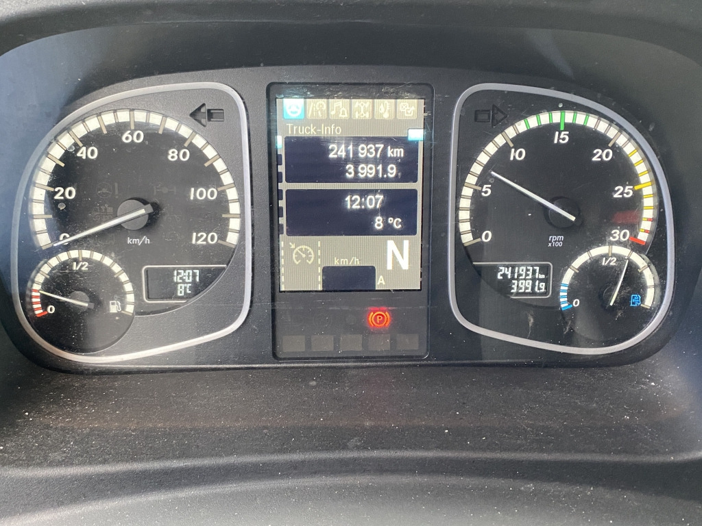 Mercedes-Benz 1523 L Atego / Dhollandia LBW - Refrigerator truck: picture 5 Mercedes-Benz 1523 L Atego / Dhollandia LBW - Refrigerator truck: picture 5