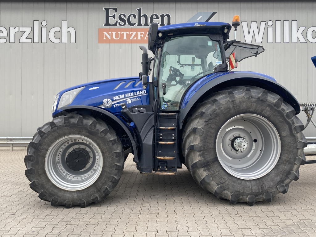 New Holland T7.315 AC 4x4 - Farm tractor: picture 2 New Holland T7.315 AC 4x4 - Farm tractor: picture 2