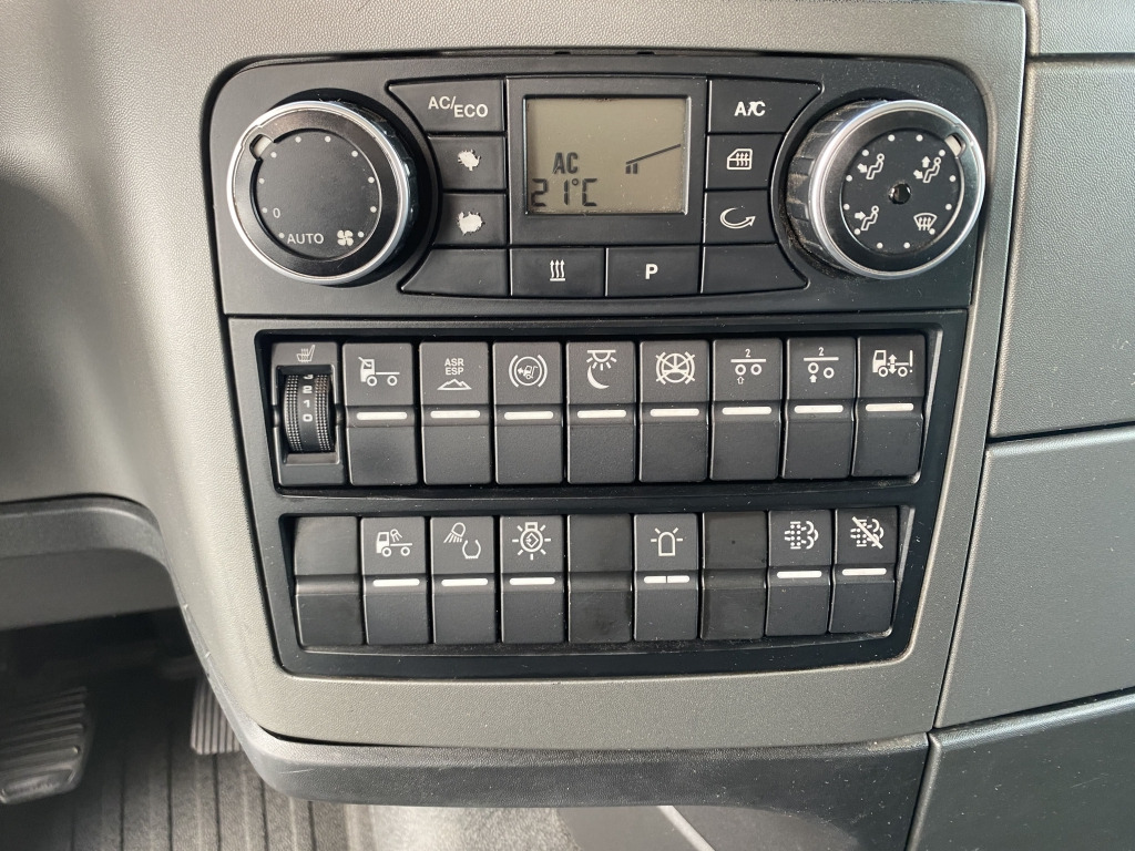 Tractor unit MAN TGX 18.440 4x2 LLS-U Lowliner: picture 16 Tractor unit MAN TGX 18.440 4x2 LLS-U Lowliner: picture 16