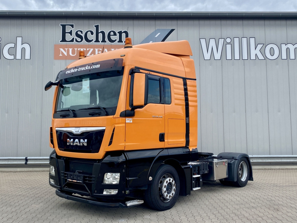 MAN TGX 18.440 4x2 LLS-U Lowliner - Tractor unit: picture 1 MAN TGX 18.440 4x2 LLS-U Lowliner - Tractor unit: picture 1