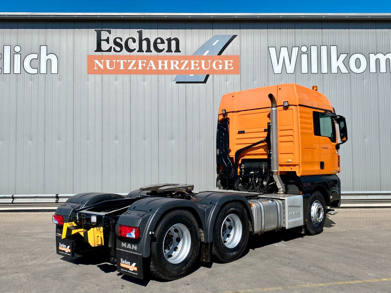 MAN TGX 33.580 6x4 BLS | D38*XLX*Navi*Retarder*ACC - Tractor unit: picture 5 MAN TGX 33.580 6x4 BLS | D38*XLX*Navi*Retarder*ACC - Tractor unit: picture 5