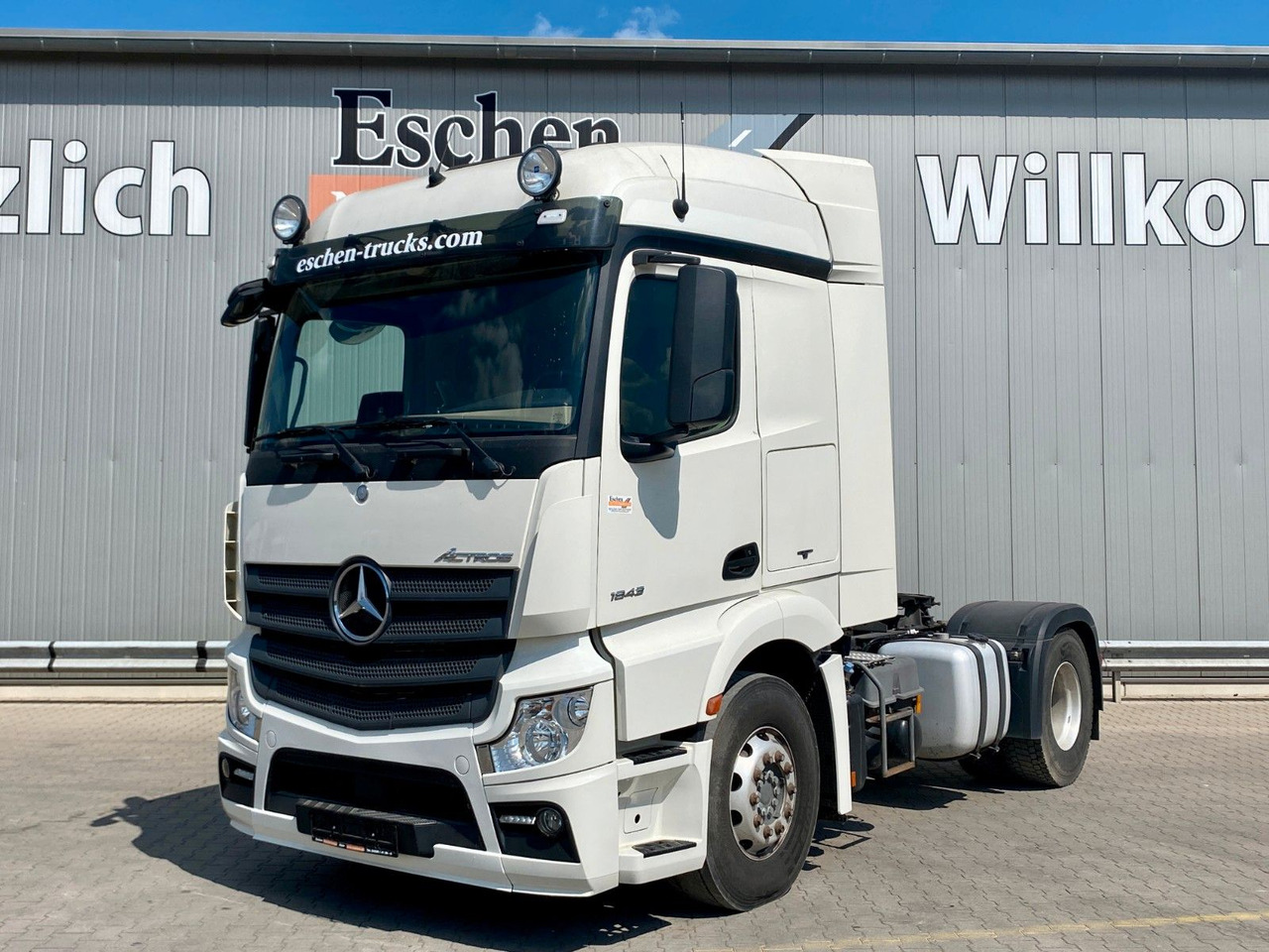 Mercedes-Benz 1843 LS Actros | Kipphydraulik*1.Hand*Alufelgen - Tractor unit: picture 1 Mercedes-Benz 1843 LS Actros | Kipphydraulik*1.Hand*Alufelgen - Tractor unit: picture 1