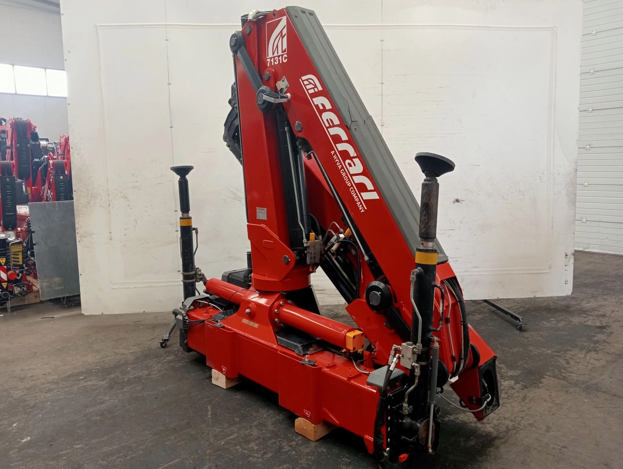 Grúa Ferrari F7131C A5 - Loader crane for Truck: picture 1 Grúa Ferrari F7131C A5 - Loader crane for Truck: picture 1