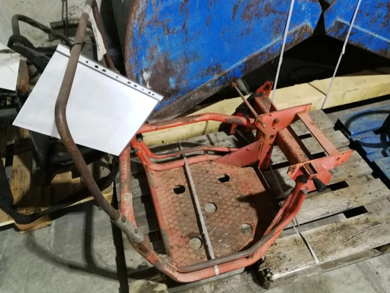 KIT SOPORTE ASIENTO EN COLUMNA FASSI - Seat for Crane: picture 2 KIT SOPORTE ASIENTO EN COLUMNA FASSI - Seat for Crane: picture 2