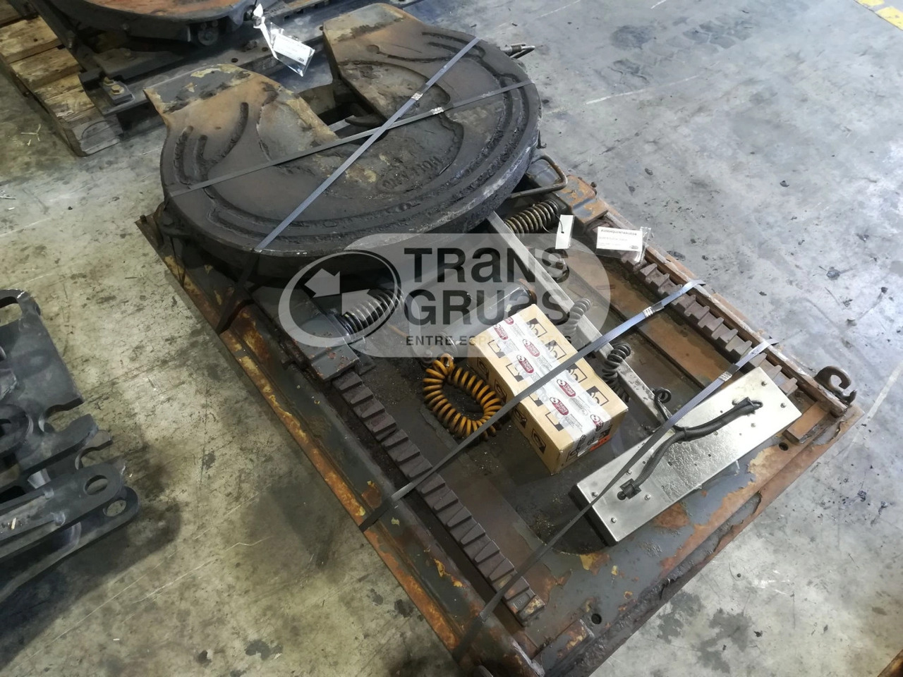 Quinta rueda + carro desplazable - Fifth wheel coupling for Truck: picture 1 Quinta rueda + carro desplazable - Fifth wheel coupling for Truck: picture 1