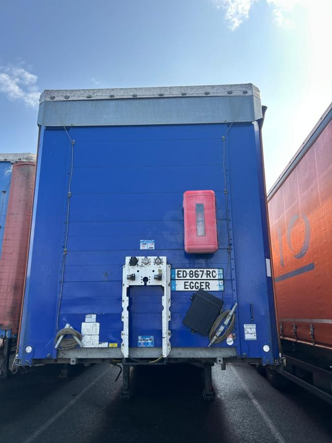 Fliegl  - Curtainsider semi-trailer: picture 2 Fliegl  - Curtainsider semi-trailer: picture 2