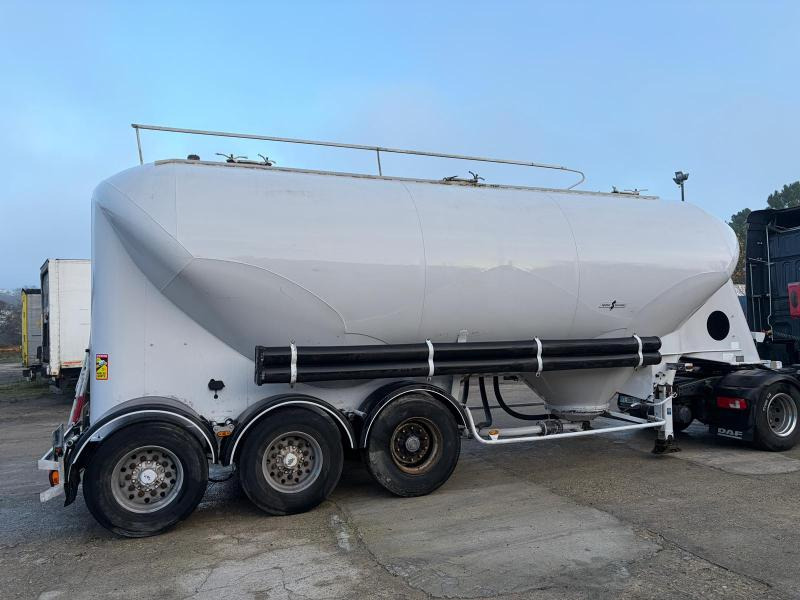 Spitzer - Tank semi-trailer: picture 2 Spitzer - Tank semi-trailer: picture 2