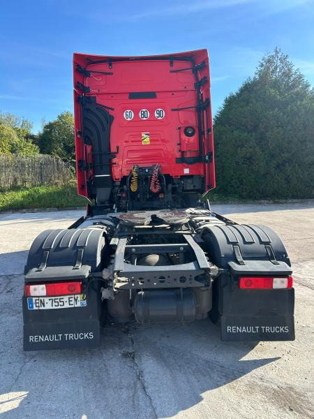 Renault T-Series 480 - Tractor unit: picture 4 Renault T-Series 480 - Tractor unit: picture 4