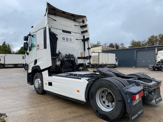 Renault T-Series 520 - Tractor unit: picture 4 Renault T-Series 520 - Tractor unit: picture 4