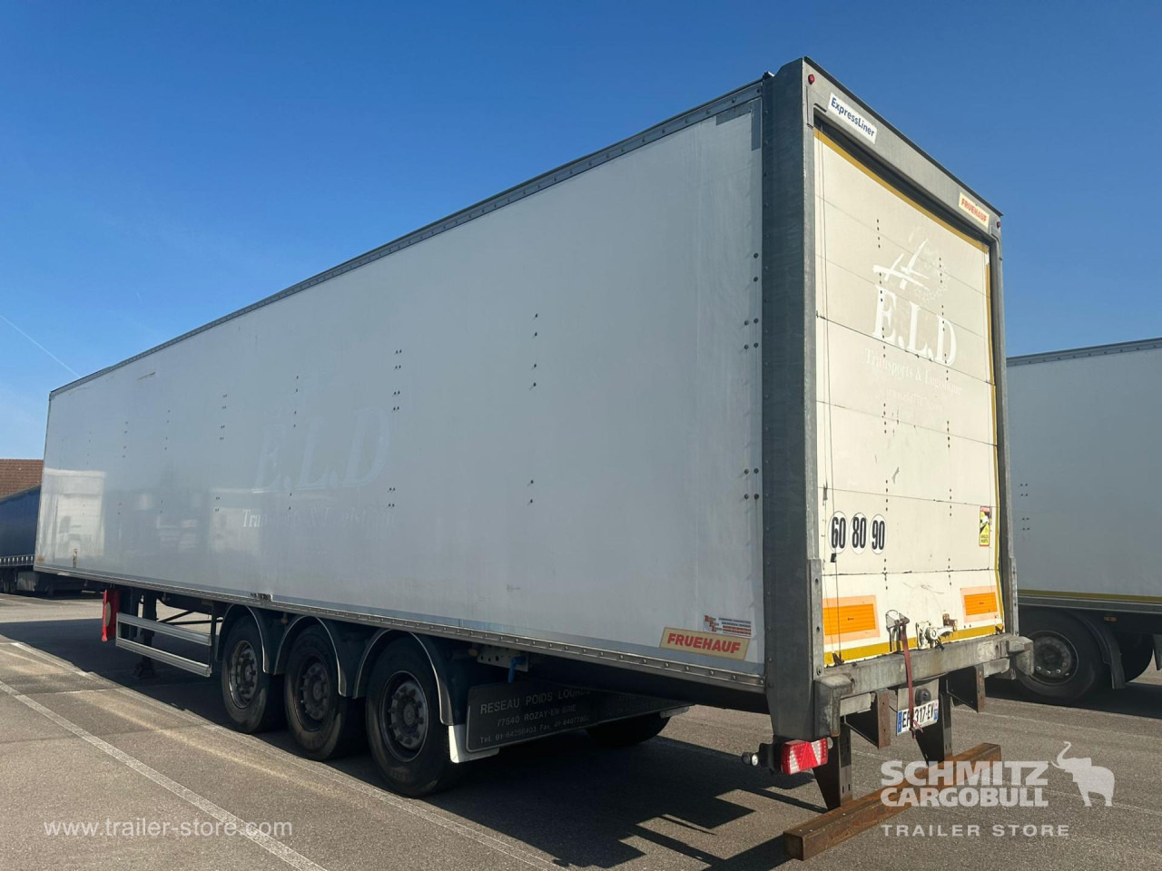 FRUEHAUF Dryfreight Standard Roller shutter door - Closed box semi-trailer: picture 5 FRUEHAUF Dryfreight Standard Roller shutter door - Closed box semi-trailer: picture 5