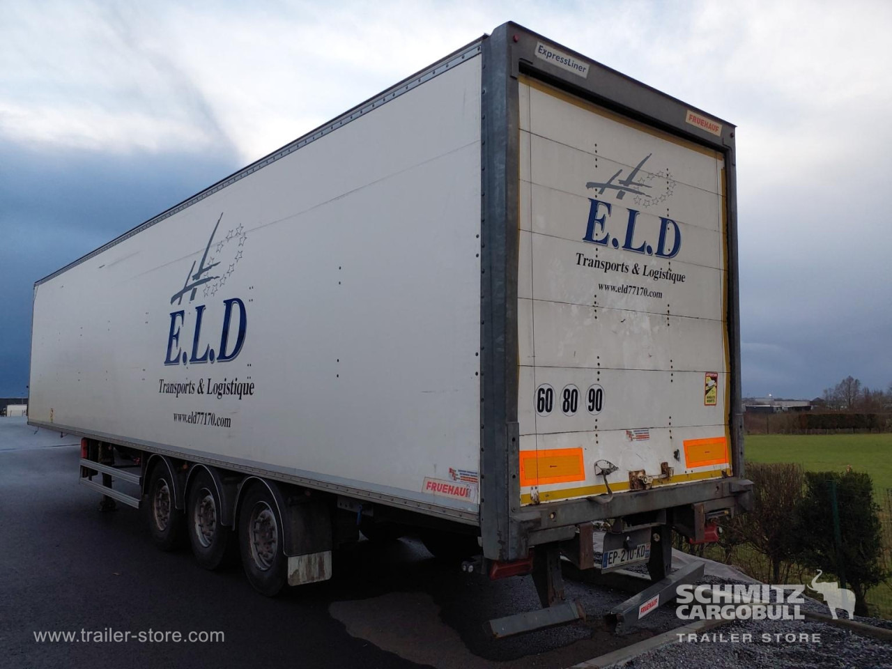 Closed box semi-trailer FRUEHAUF Dryfreight Standard Roller shutter door: picture 6