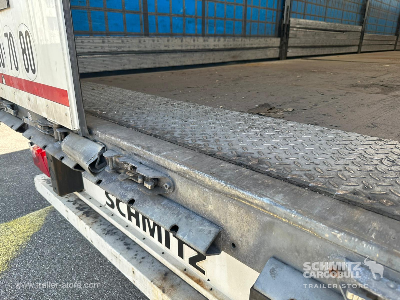 SCHMITZ Curtainsider Standard - Curtainsider semi-trailer: picture 5 SCHMITZ Curtainsider Standard - Curtainsider semi-trailer: picture 5