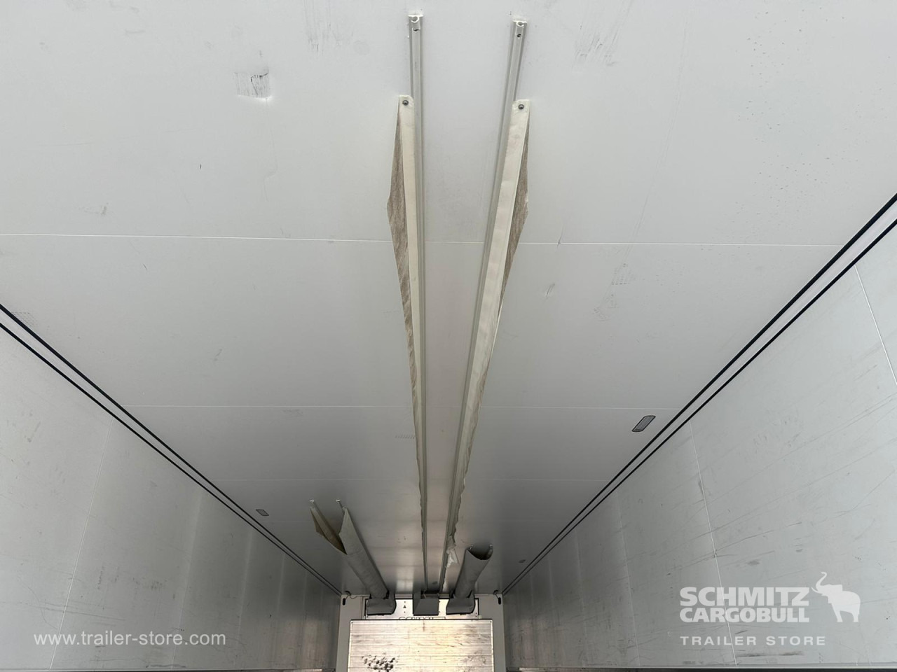 SCHMITZ Reefer Standard - Isothermal semi-trailer: picture 3 SCHMITZ Reefer Standard - Isothermal semi-trailer: picture 3