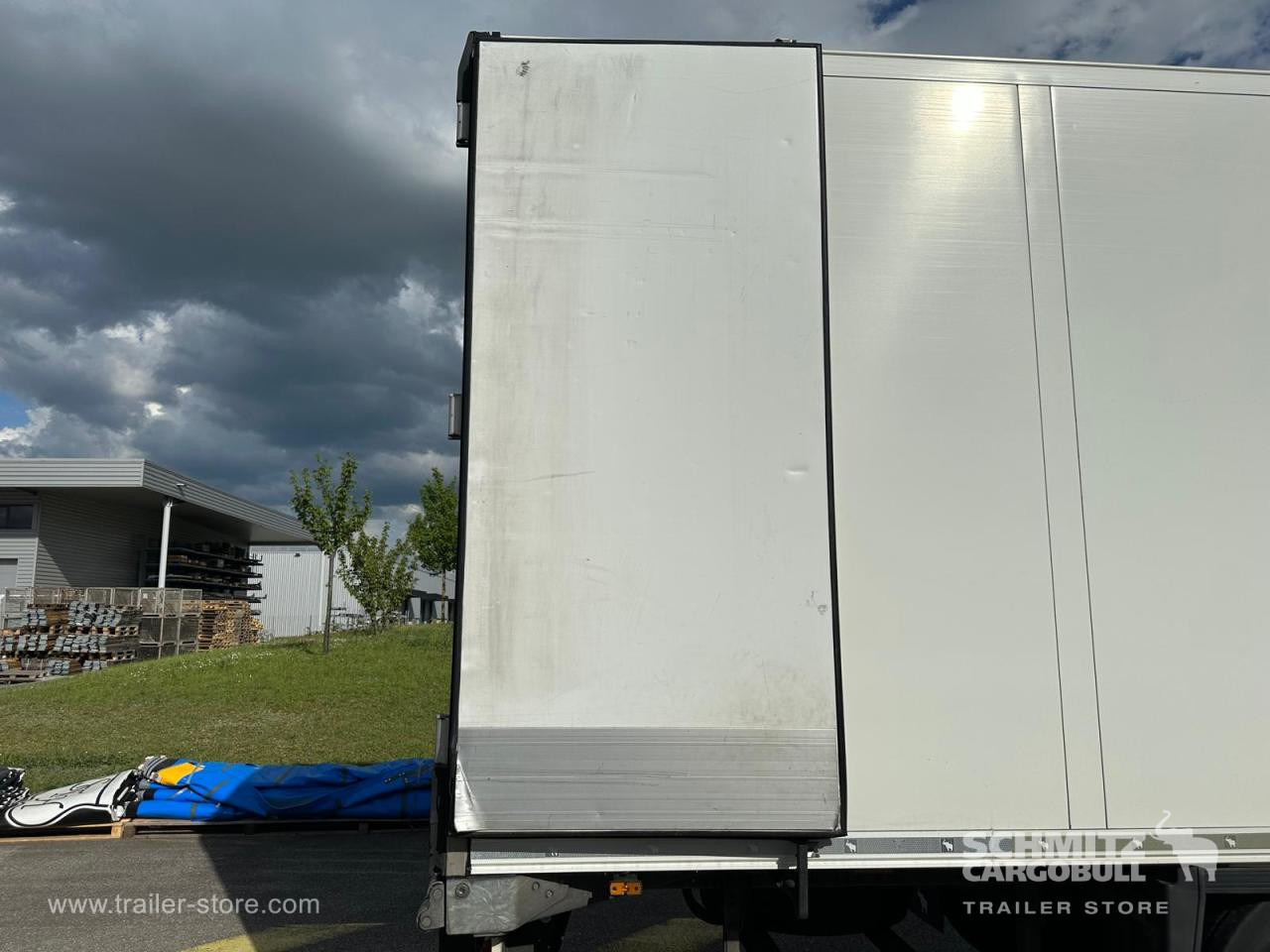 SCHMITZ Reefer Standard - Isothermal semi-trailer: picture 4 SCHMITZ Reefer Standard - Isothermal semi-trailer: picture 4