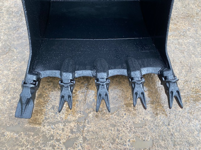 Arden Equipment 1 200 mm - QA 61/62/63 - Excavator bucket: picture 5 Arden Equipment 1 200 mm - QA 61/62/63 - Excavator bucket: picture 5