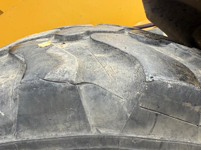 Wheel loader Cat 908 H2: picture 13 Wheel loader Cat 908 H2: picture 13