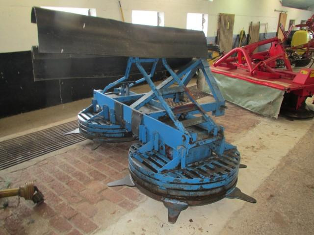 Siloverteiler - Silage equipment: picture 1 Siloverteiler - Silage equipment: picture 1