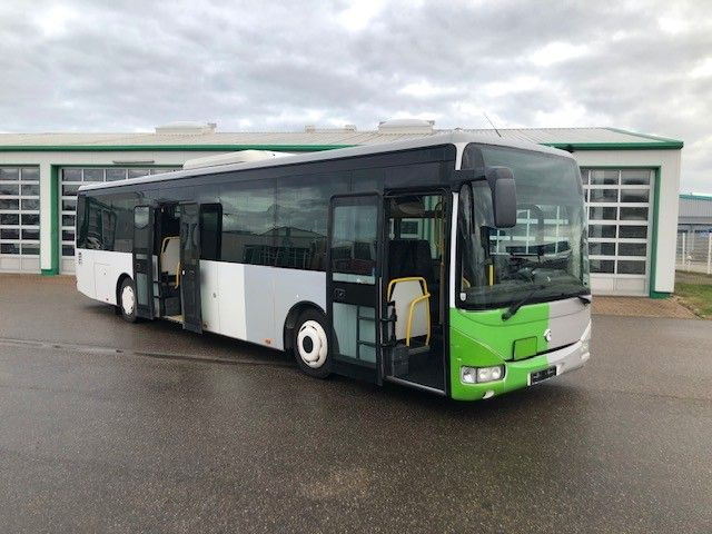 Iveco CROSSWAY LE LOW Entry - City bus: picture 2 Iveco CROSSWAY LE LOW Entry - City bus: picture 2