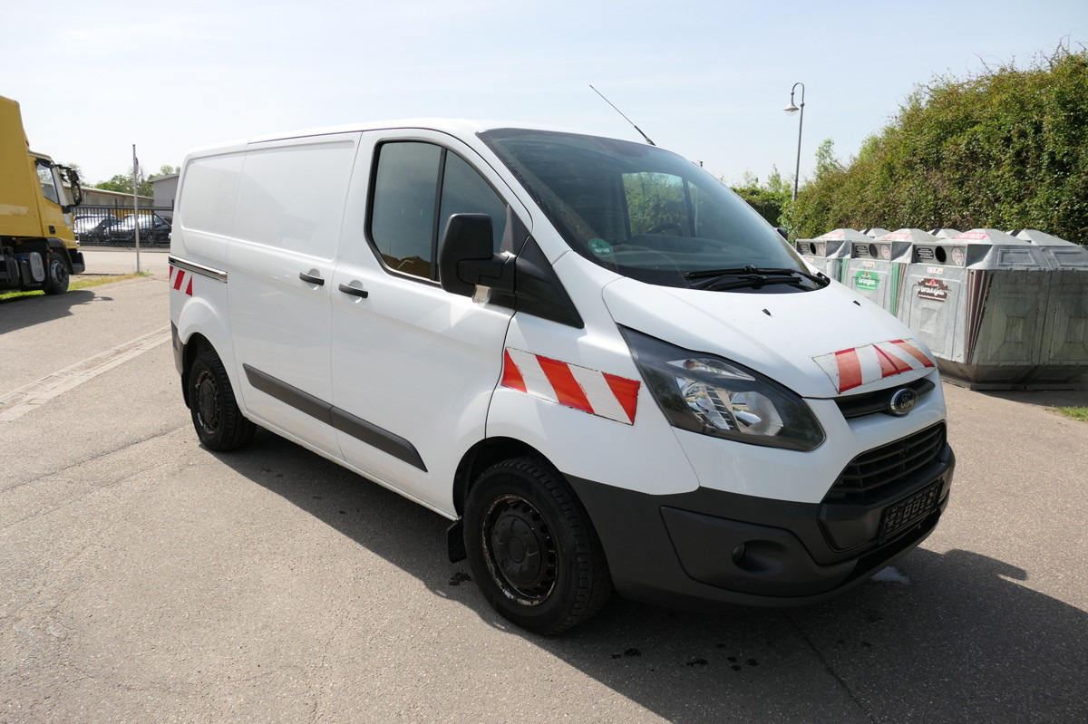 FORD Transit Custom 2,2l TDCI L1H1 COC KLIMA WERKSTAT - Small van: picture 2 FORD Transit Custom 2,2l TDCI L1H1 COC KLIMA WERKSTAT - Small van: picture 2