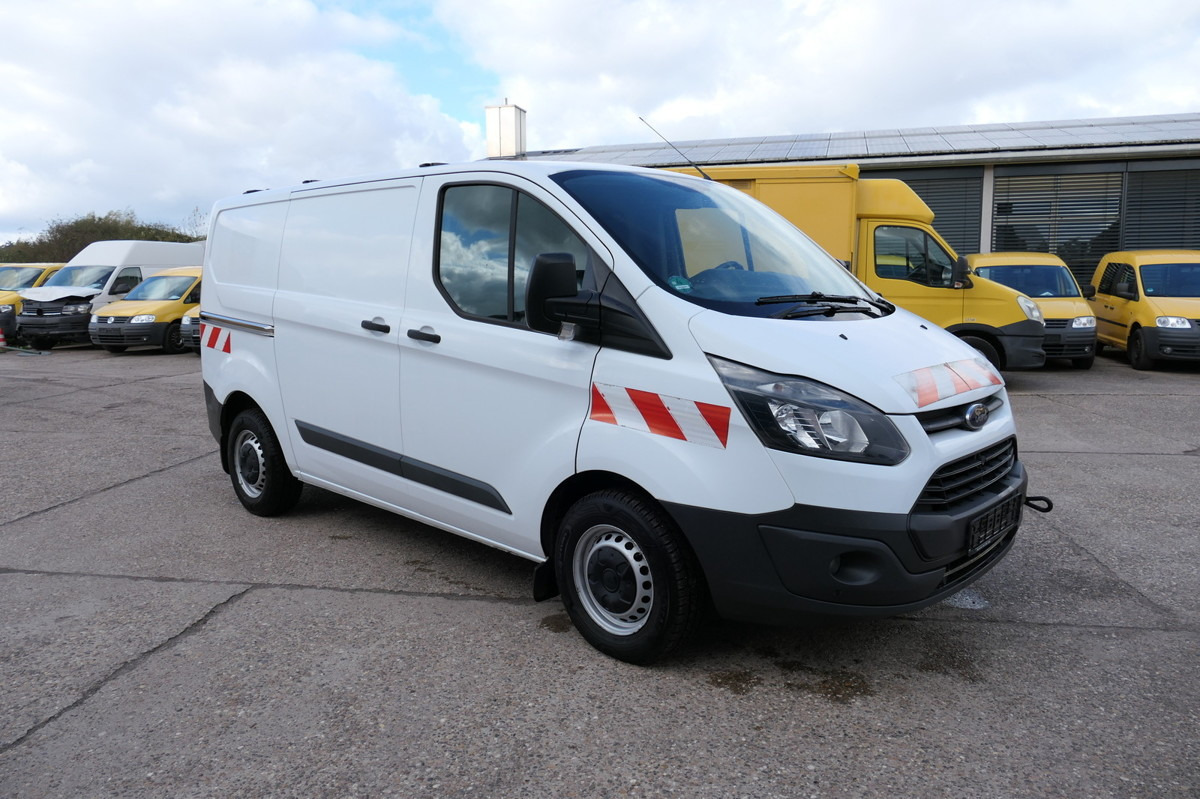 FORD Transit Custom 290 2.0 TDCi KLIMA TEMPOMAT AHK W - Small van: picture 3 FORD Transit Custom 290 2.0 TDCi KLIMA TEMPOMAT AHK W - Small van: picture 3