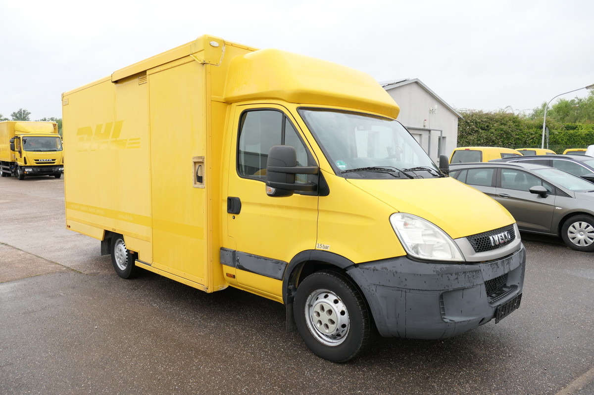 IVECO Daily 35 S11 C30C AUTOMATIK KAMERA MAXI Regale D - Box van: picture 2 IVECO Daily 35 S11 C30C AUTOMATIK KAMERA MAXI Regale D - Box van: picture 2