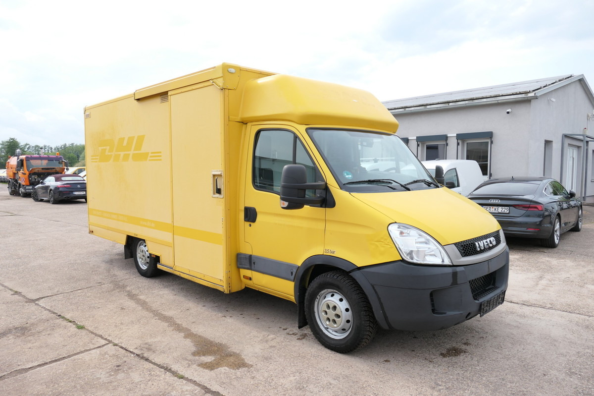 IVECO Daily 35 S11 C30C AUTOMATIK KAMERA MAXI Regale D - Box van: picture 2 IVECO Daily 35 S11 C30C AUTOMATIK KAMERA MAXI Regale D - Box van: picture 2