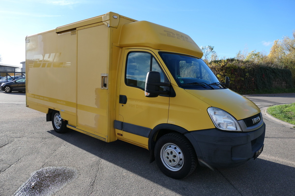 IVECO Daily 35 S11 C30C AUTOMATIK KAMERA MAXI Regale D - Box van: picture 2 IVECO Daily 35 S11 C30C AUTOMATIK KAMERA MAXI Regale D - Box van: picture 2