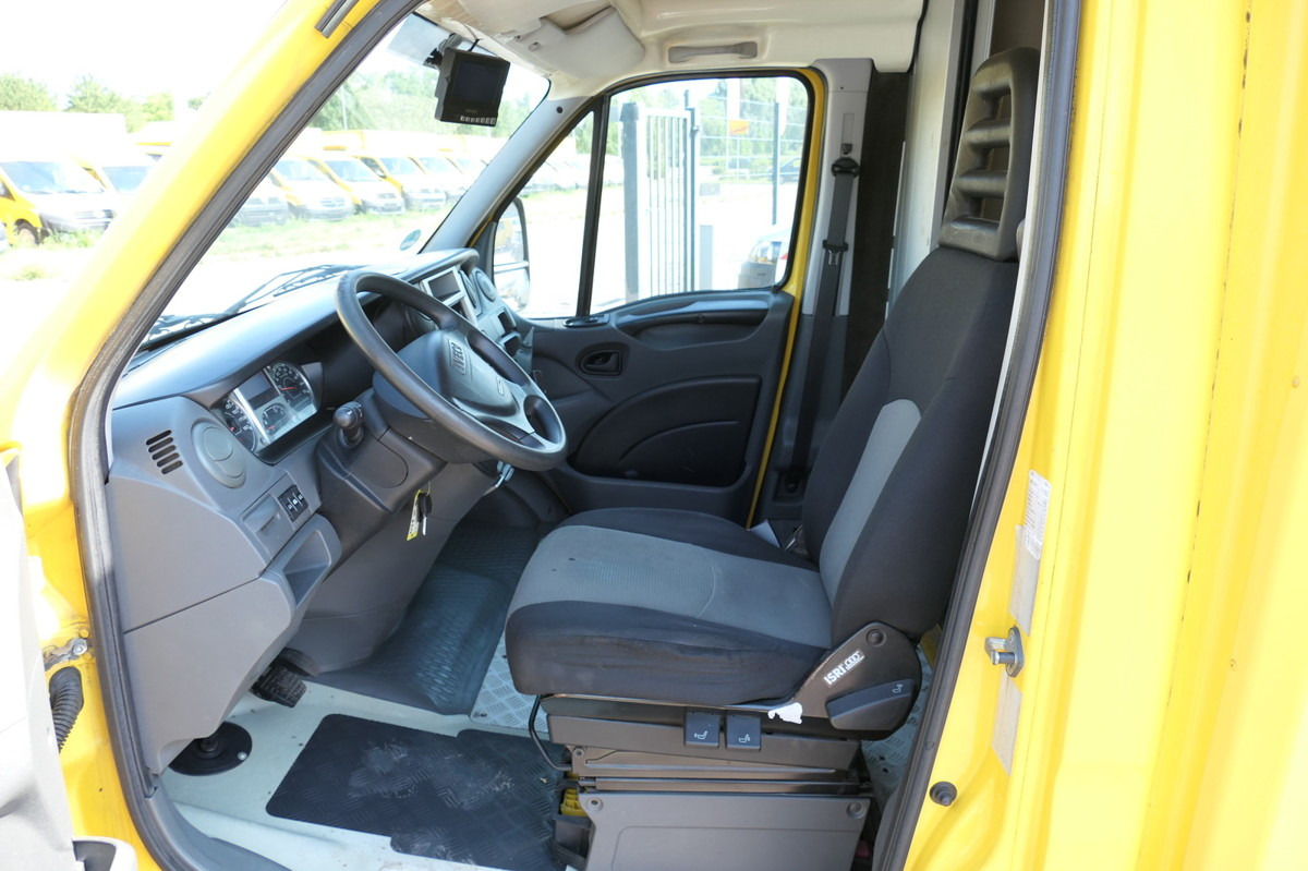 Box van IVECO Daily 35 S11 C30C AUTOMATIK KAMERA MAXI Regale D: picture 9