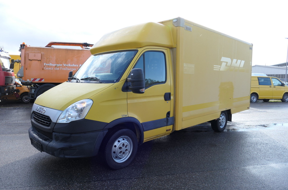 IVECO Daily 35 S11 C30C AUTOMATIK KAMERA Regale LUFT D - Box van: picture 1 IVECO Daily 35 S11 C30C AUTOMATIK KAMERA Regale LUFT D - Box van: picture 1