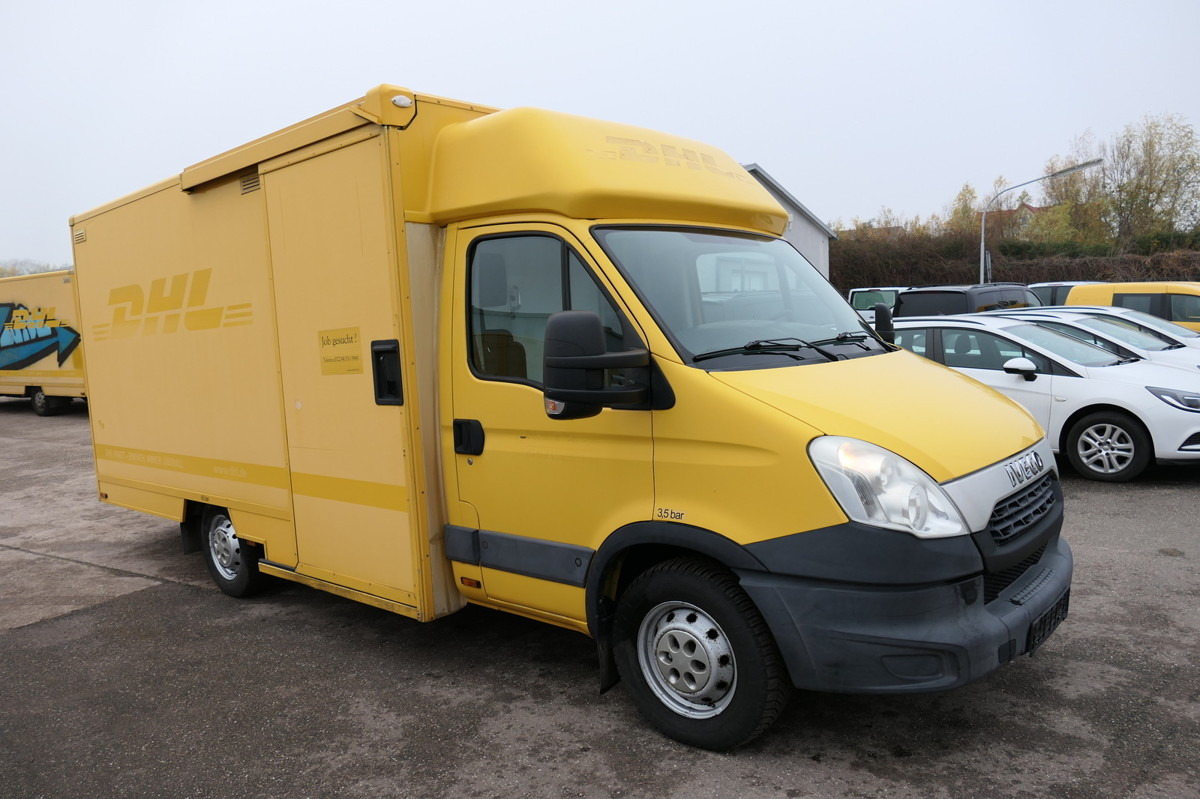 IVECO Daily 35 S11 C30C AUTOMATIK KAMERA Regale LUFT D - Box van: picture 2 IVECO Daily 35 S11 C30C AUTOMATIK KAMERA Regale LUFT D - Box van: picture 2