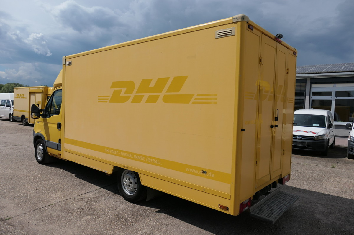 IVECO Daily 35 S11 C30C AUTOMATIK KAMERA Regale LUFT D - Box van: picture 4 IVECO Daily 35 S11 C30C AUTOMATIK KAMERA Regale LUFT D - Box van: picture 4