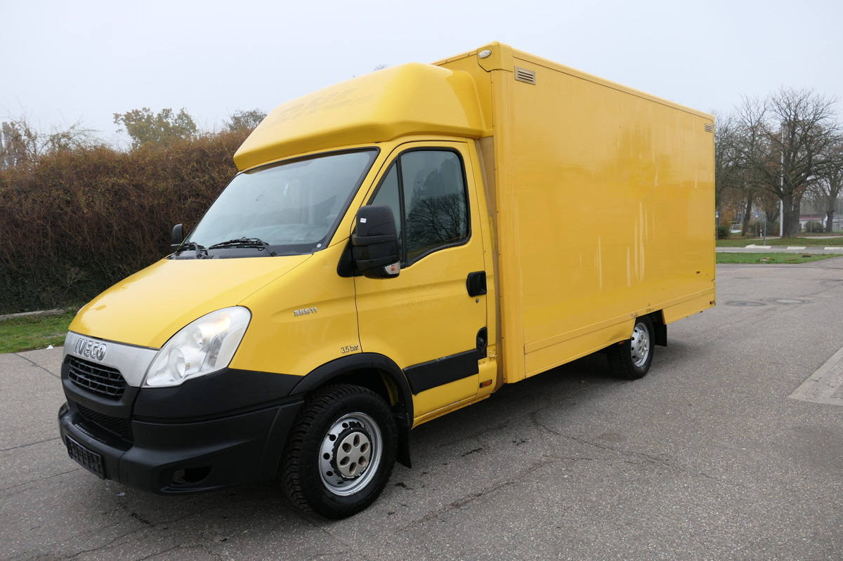 IVECO Daily 35 S11 C30C AUTOMATIK KAMERA Regale LUFT D - Box van: picture 1 IVECO Daily 35 S11 C30C AUTOMATIK KAMERA Regale LUFT D - Box van: picture 1