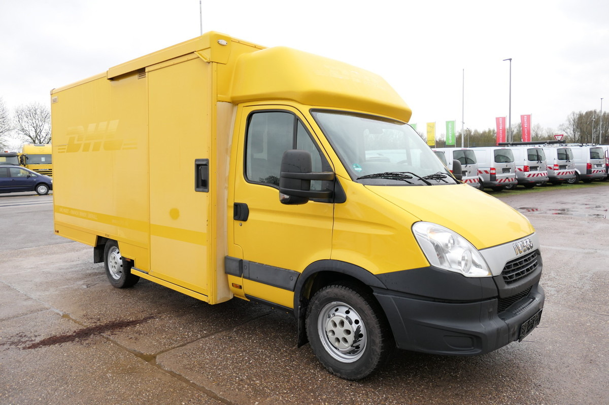 IVECO Daily 35 S11 C30C AUTOMATIK KAMERA Regale LUFT D - Box van: picture 1 IVECO Daily 35 S11 C30C AUTOMATIK KAMERA Regale LUFT D - Box van: picture 1
