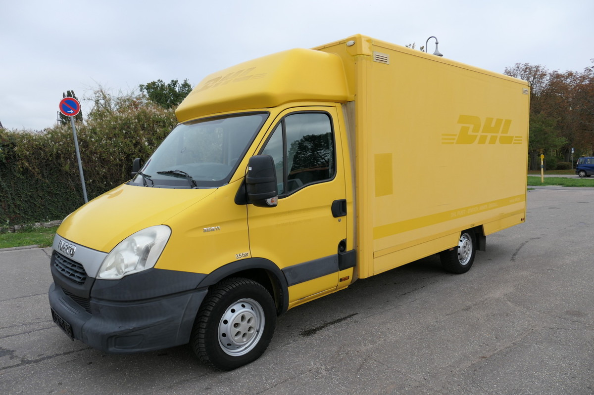 IVECO Daily 35 S11 C30C AUTOMATIK KAMERA Regale LUFT D - Box van: picture 1 IVECO Daily 35 S11 C30C AUTOMATIK KAMERA Regale LUFT D - Box van: picture 1