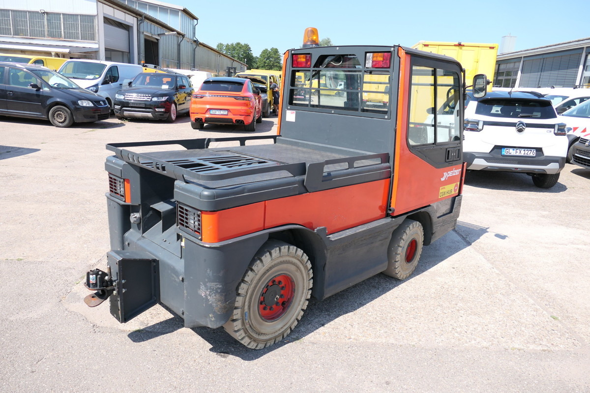 LINDE P250 Schlepper AHK Batterie 24/2021 Schiebetüren - Tow tractor: picture 3 LINDE P250 Schlepper AHK Batterie 24/2021 Schiebetüren - Tow tractor: picture 3