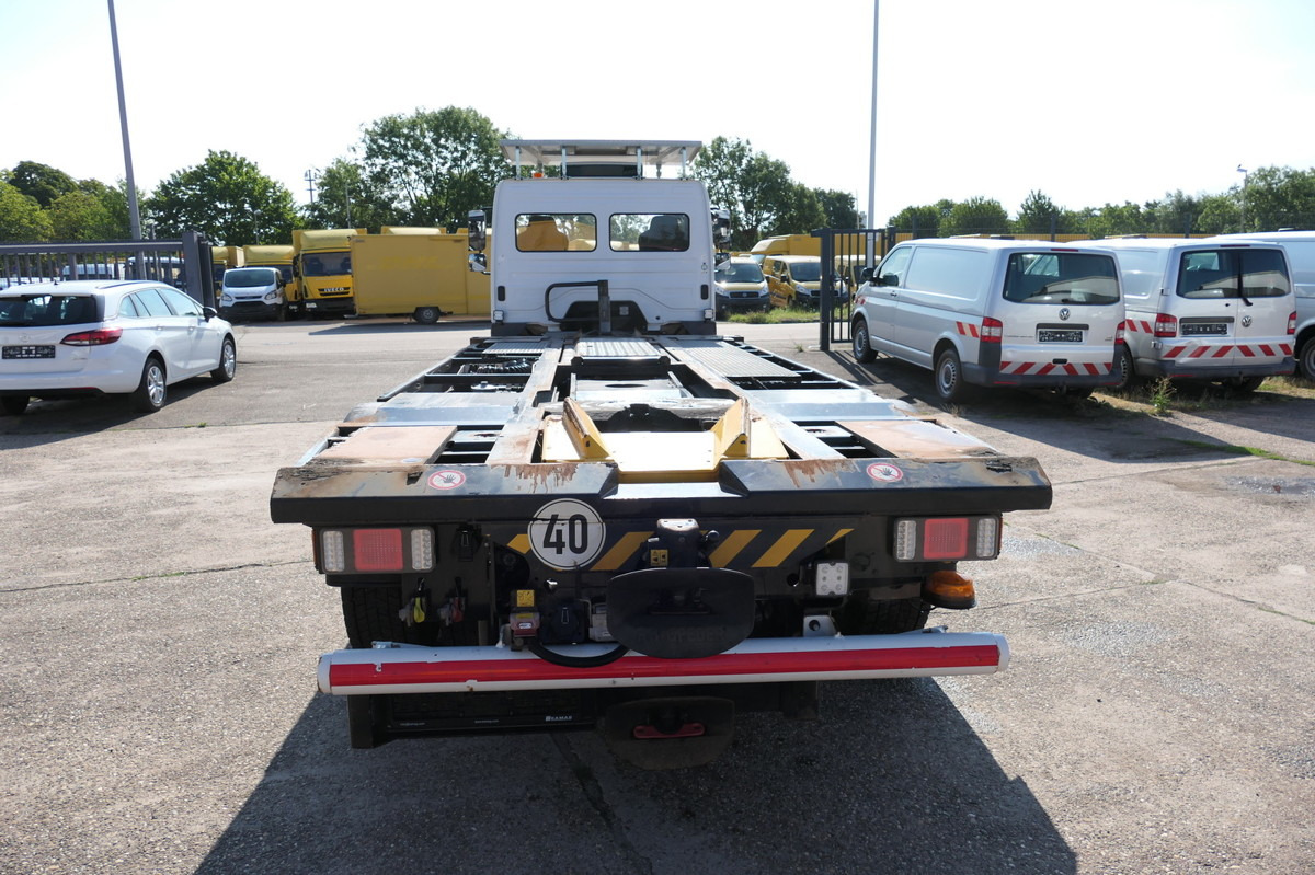 MERCEDES-BENZ Kamag Wiesel WBH 25 Wiesel Umsetzfahrzeug - Container transporter/ Swap body truck: picture 5 MERCEDES-BENZ Kamag Wiesel WBH 25 Wiesel Umsetzfahrzeug - Container transporter/ Swap body truck: picture 5