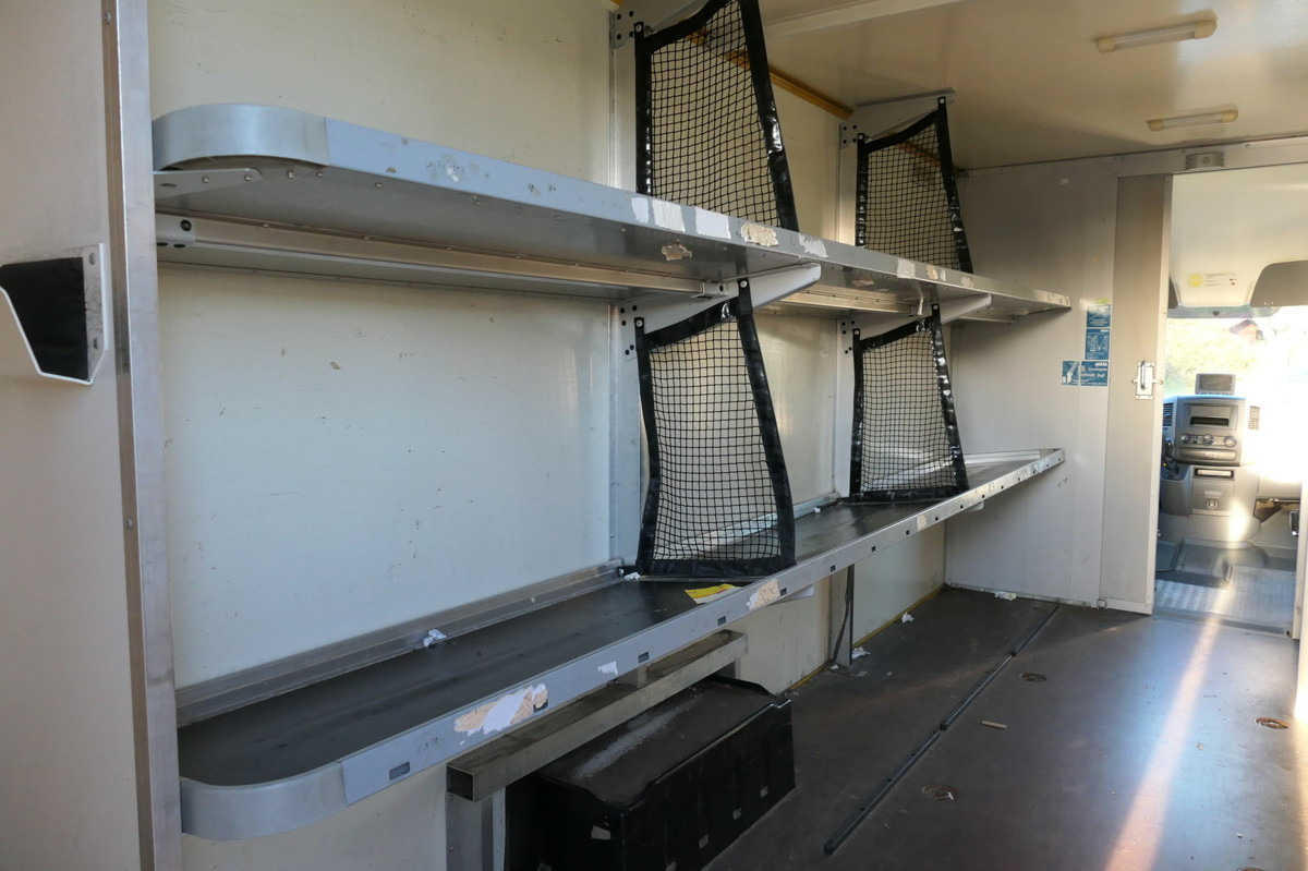 MERCEDES-BENZ SPRINTER 310 CDI MAXI EURO-5 KOFFER REGALE KAMER - Box van: picture 5 MERCEDES-BENZ SPRINTER 310 CDI MAXI EURO-5 KOFFER REGALE KAMER - Box van: picture 5