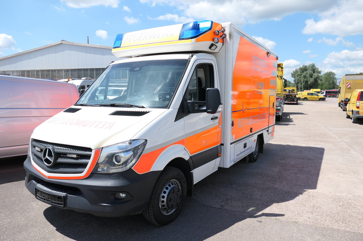 MERCEDES-BENZ Sprinter 519 CDI Klima Krankenwagen Fahrtec Aufb - Ambulance: picture 2 MERCEDES-BENZ Sprinter 519 CDI Klima Krankenwagen Fahrtec Aufb - Ambulance: picture 2