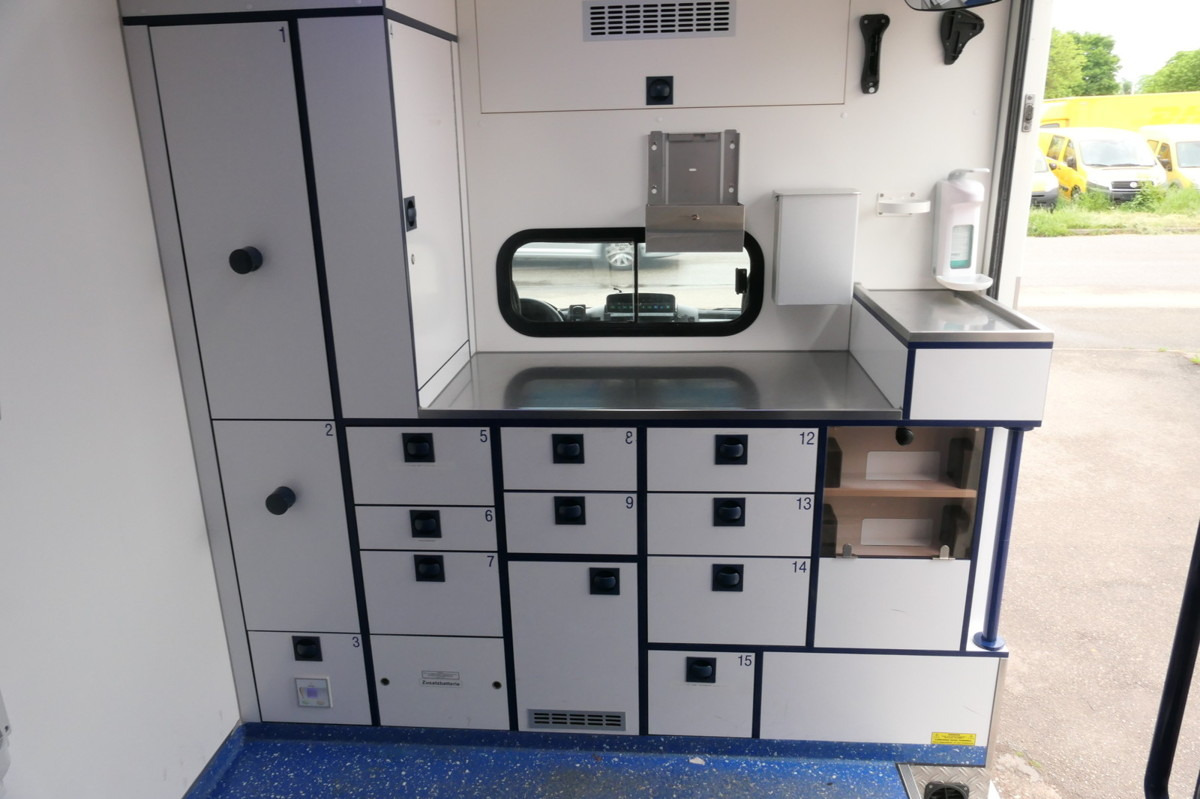 Ambulance MERCEDES-BENZ Sprinter 519 CDI Klima Krankenwagen: picture 12