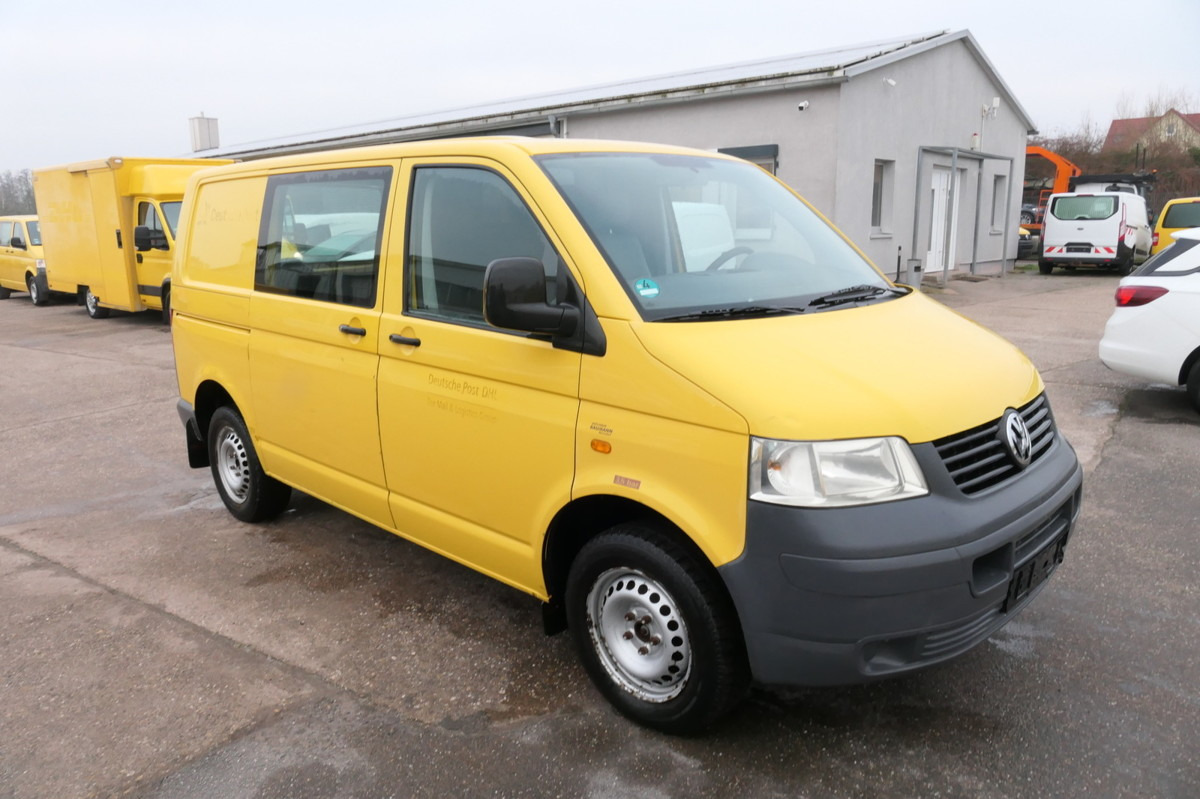 VW T5 Transporter 1.9 TDI PARKTRONIK 2xSCHIEBETÜR - Small van: picture 3 VW T5 Transporter 1.9 TDI PARKTRONIK 2xSCHIEBETÜR - Small van: picture 3