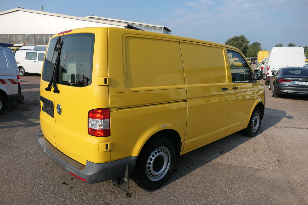 VW T5 Transporter 2.0 TDI 3-Sitzer Flügeltüren 2xSC - Small van: picture 5 VW T5 Transporter 2.0 TDI 3-Sitzer Flügeltüren 2xSC - Small van: picture 5