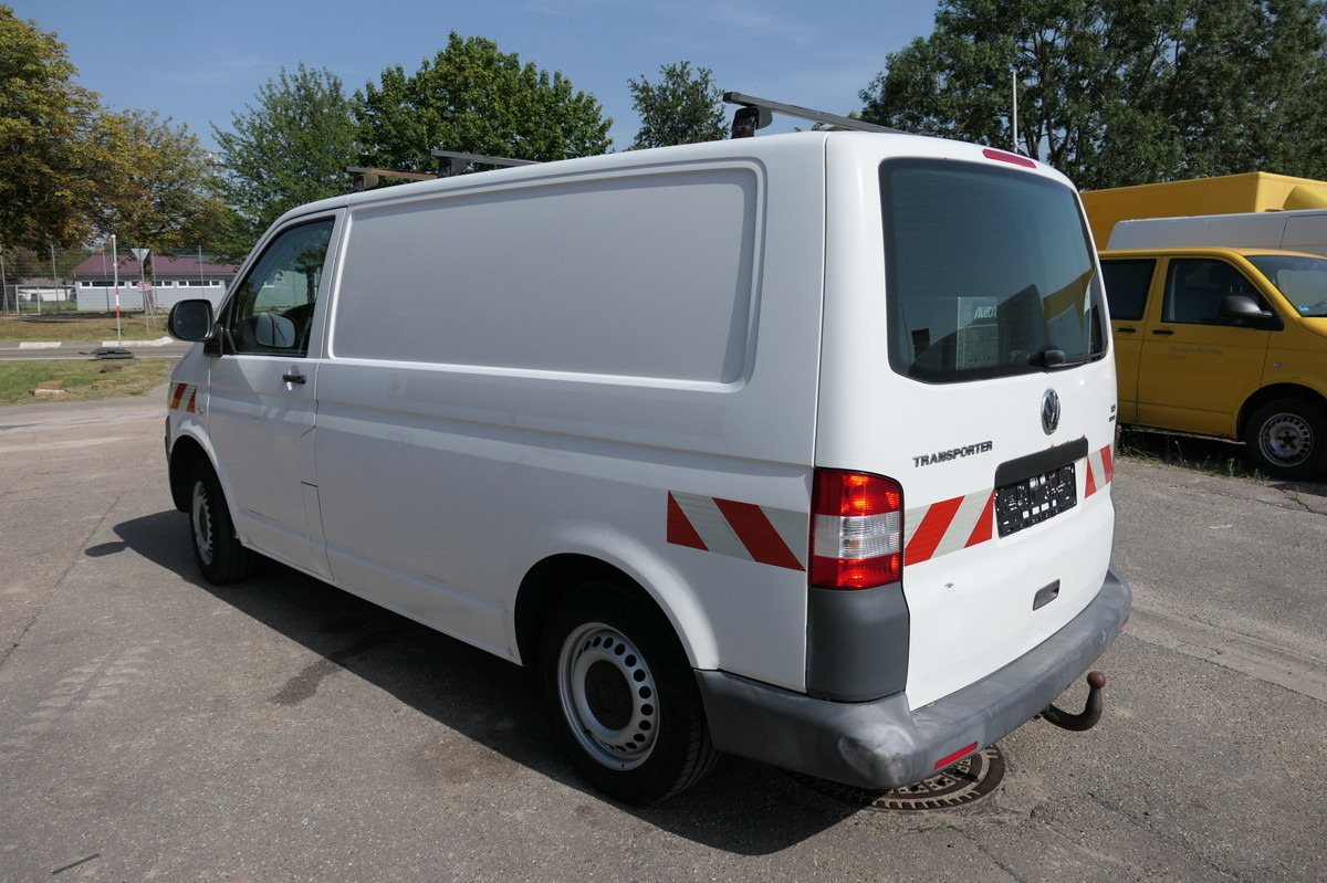 VW T5 Transporter 2.0 TDI 4Motion 3Sitzer AHK KLIMA - Small van: picture 5 VW T5 Transporter 2.0 TDI 4Motion 3Sitzer AHK KLIMA - Small van: picture 5